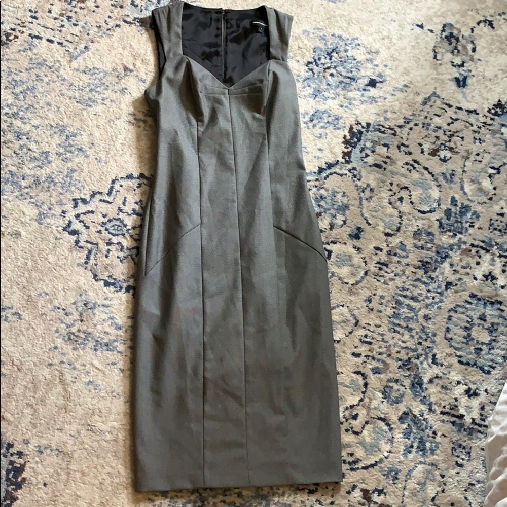 Women’s dress
